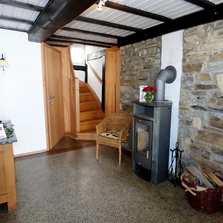 Relaxen Im Gemuetlichen Eifelhaus Kesseling